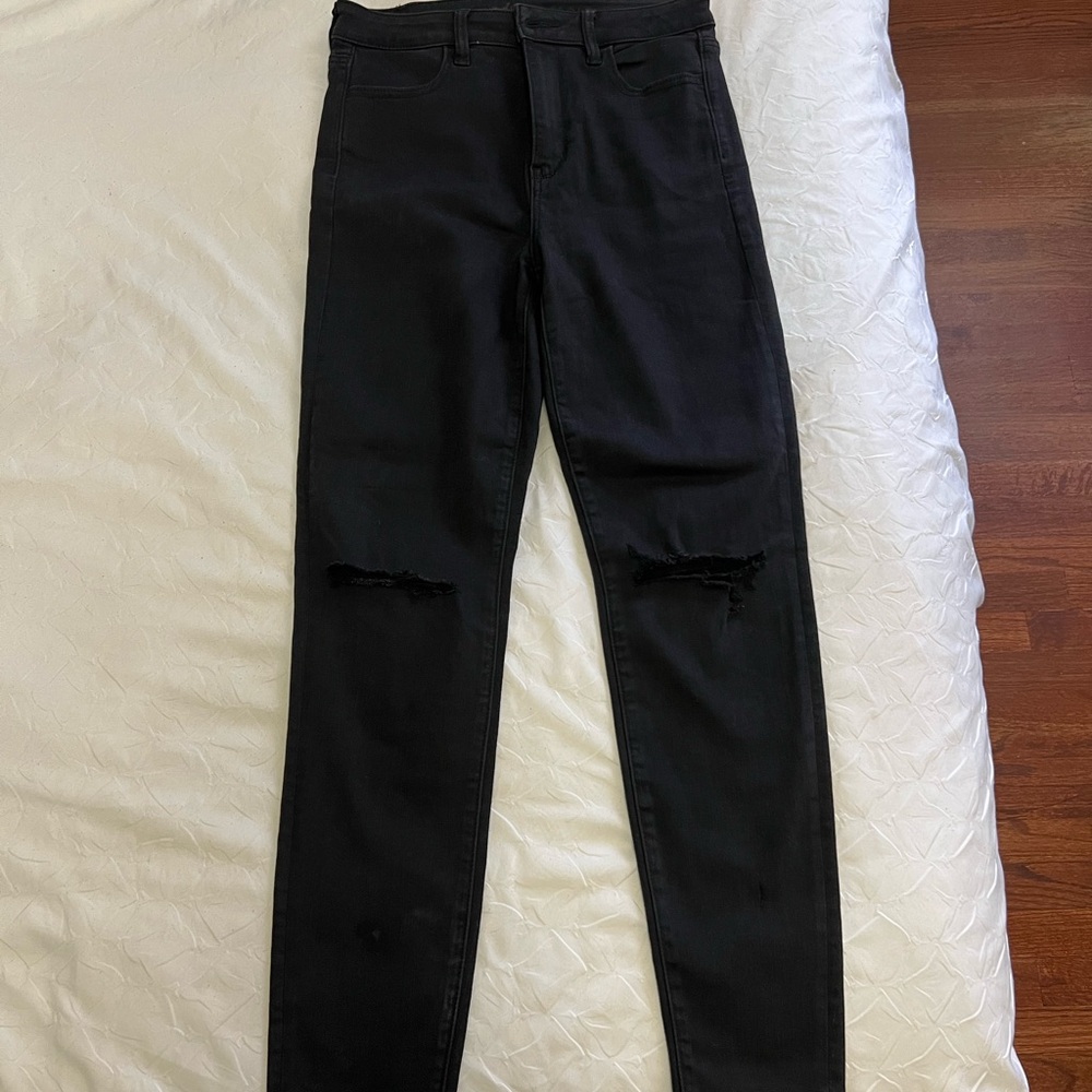 American Eagle Outfitters Black Skinny Jeans / Jeggings with Distressed Details